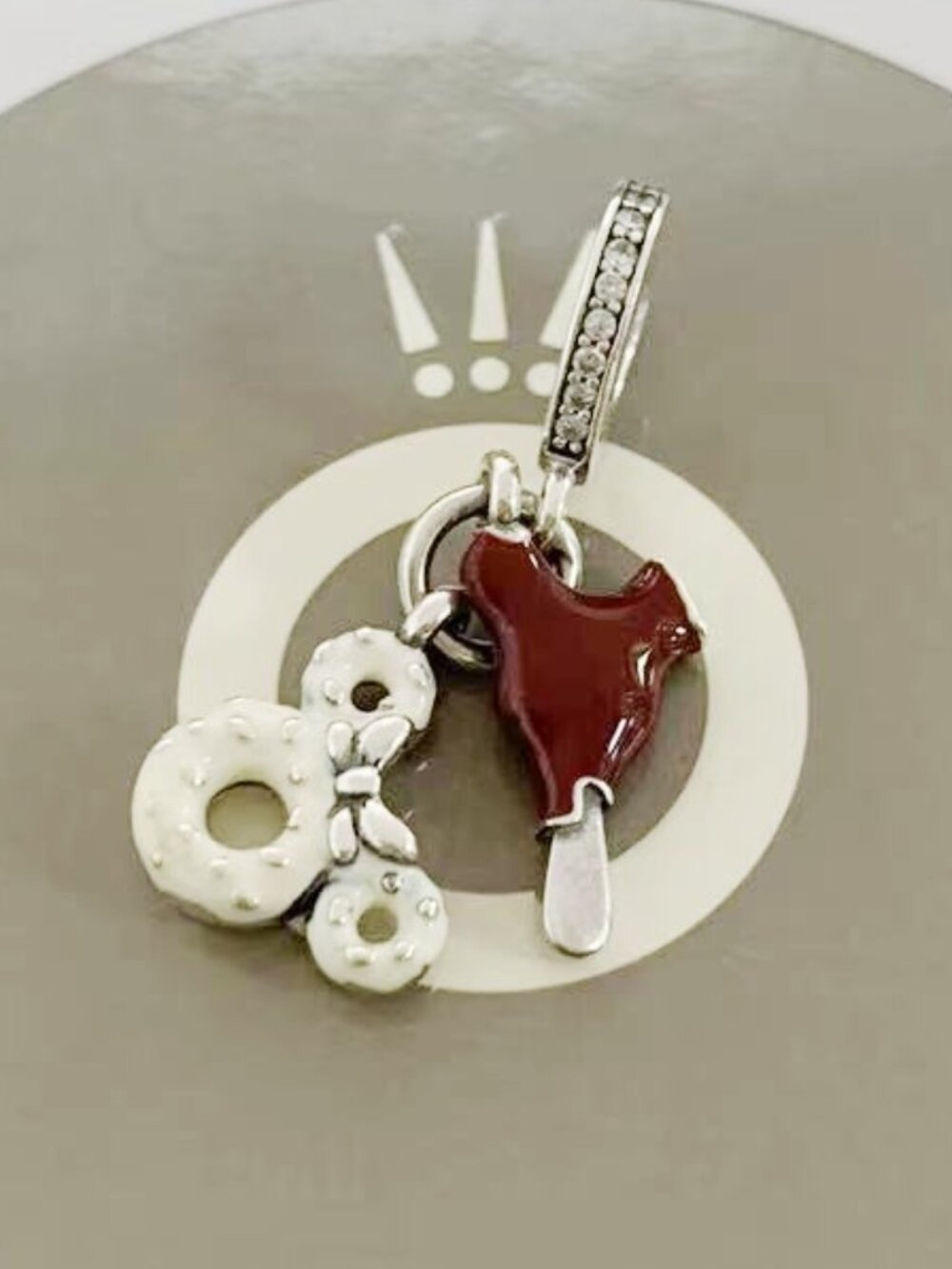 Pandora disney parks ice cream donut dangle charm